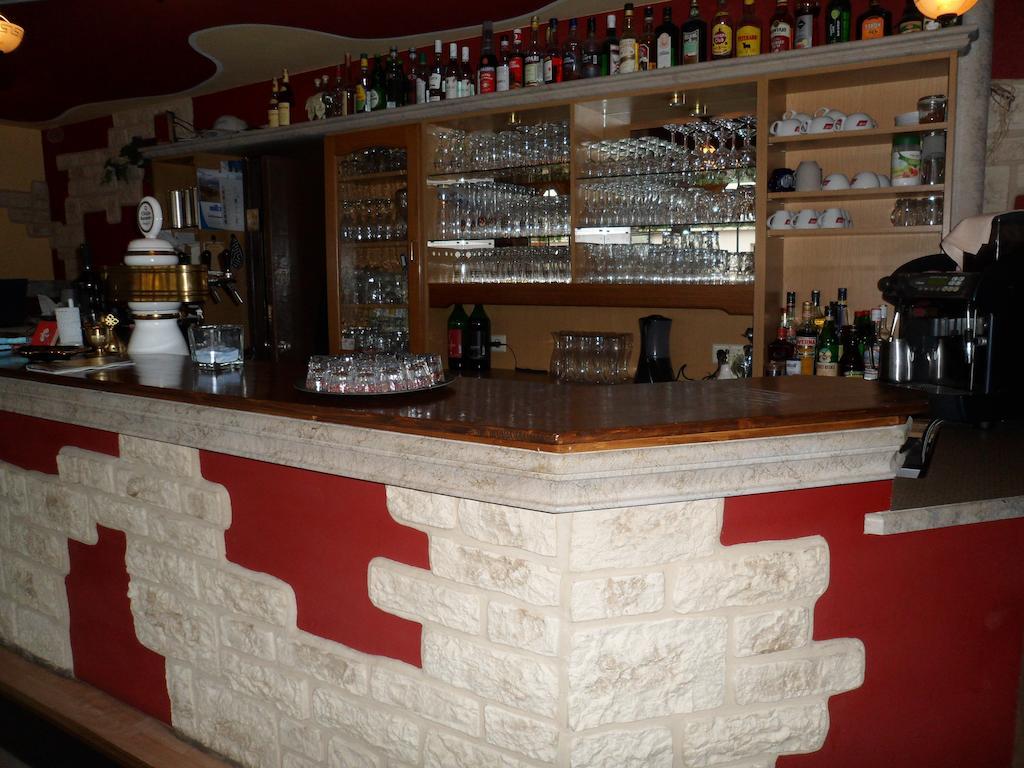 Hotel Taverne Inos Laatzen Luaran gambar